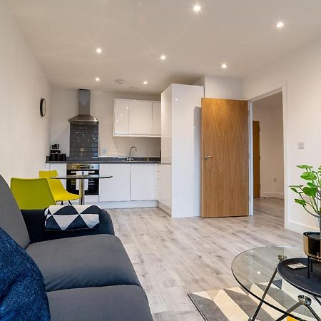 Copenhagen Court Apartments Μπεϊσινγκστόουκ Εξωτερικό φωτογραφία