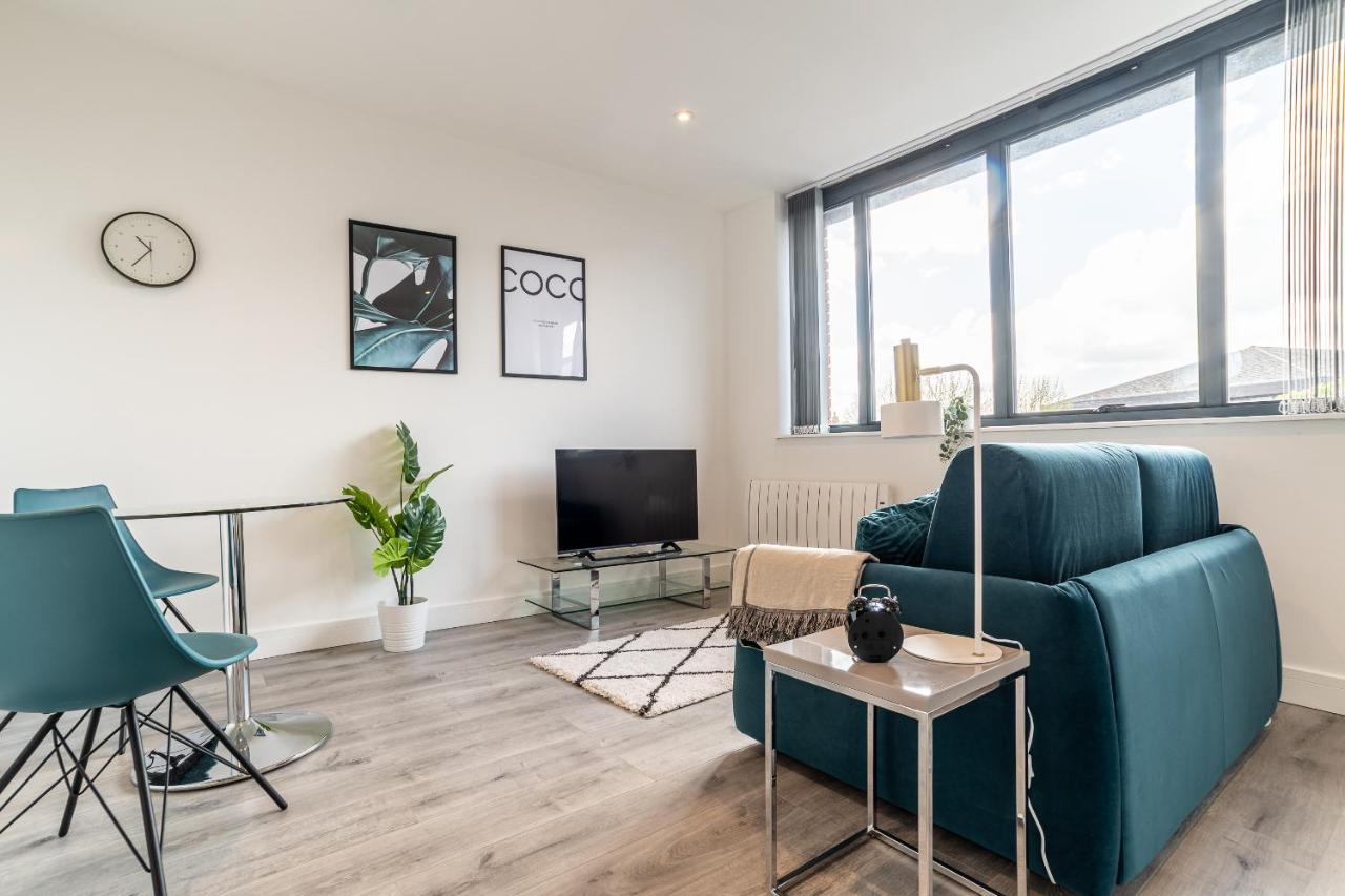Copenhagen Court Apartments Μπεϊσινγκστόουκ Εξωτερικό φωτογραφία
