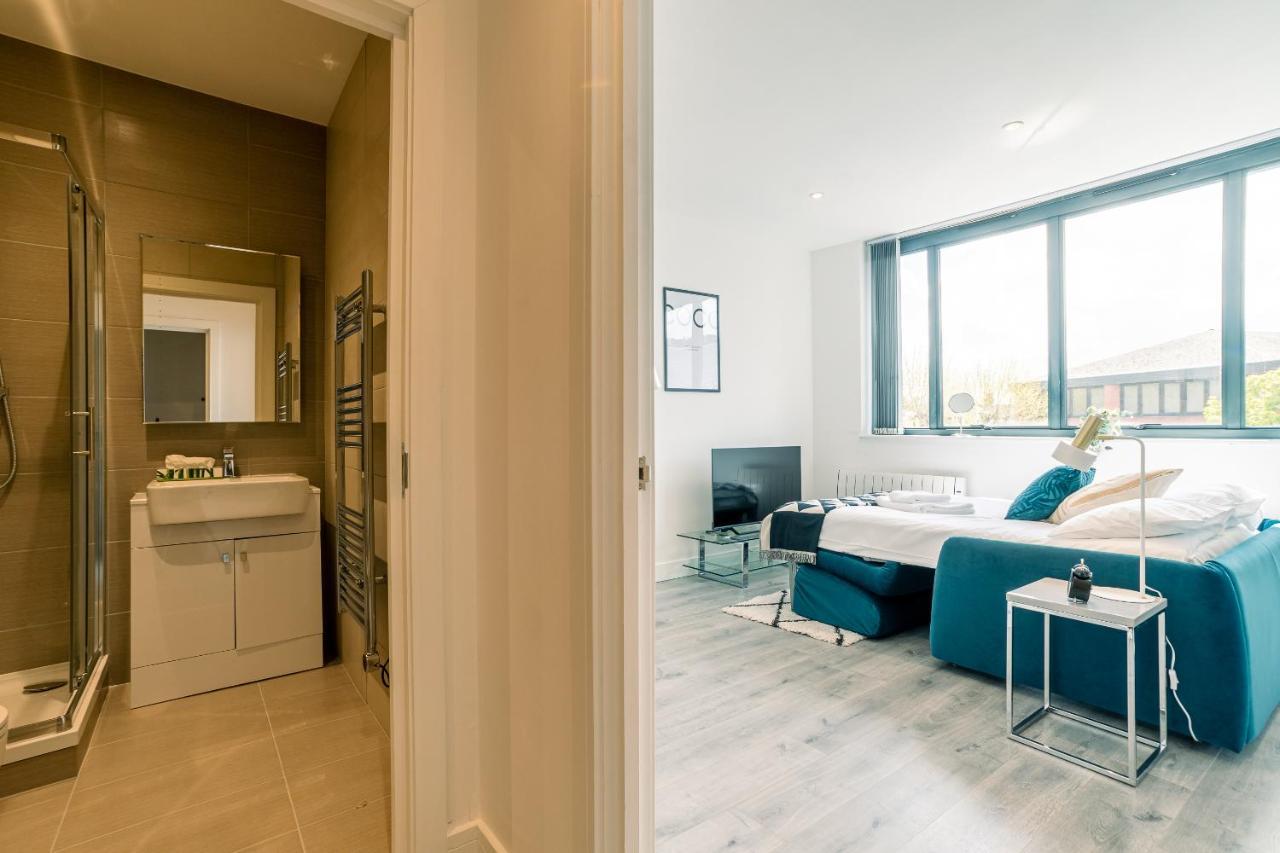 Copenhagen Court Apartments Μπεϊσινγκστόουκ Εξωτερικό φωτογραφία