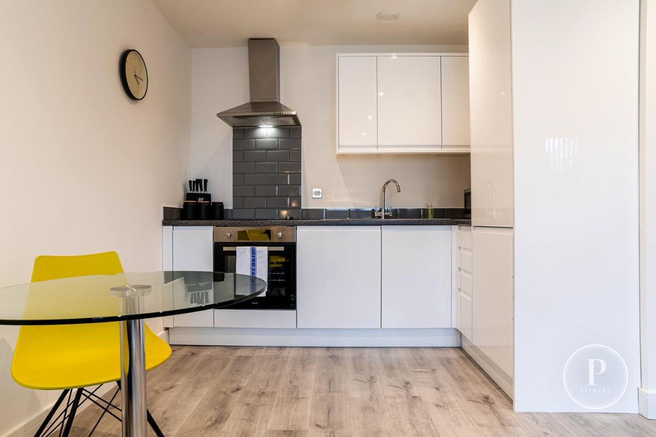 Copenhagen Court Apartments Μπεϊσινγκστόουκ Εξωτερικό φωτογραφία