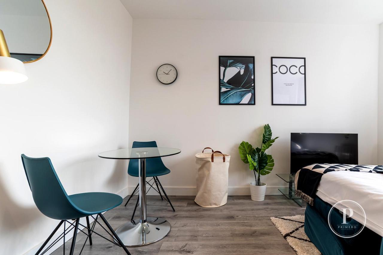 Copenhagen Court Apartments Μπεϊσινγκστόουκ Εξωτερικό φωτογραφία