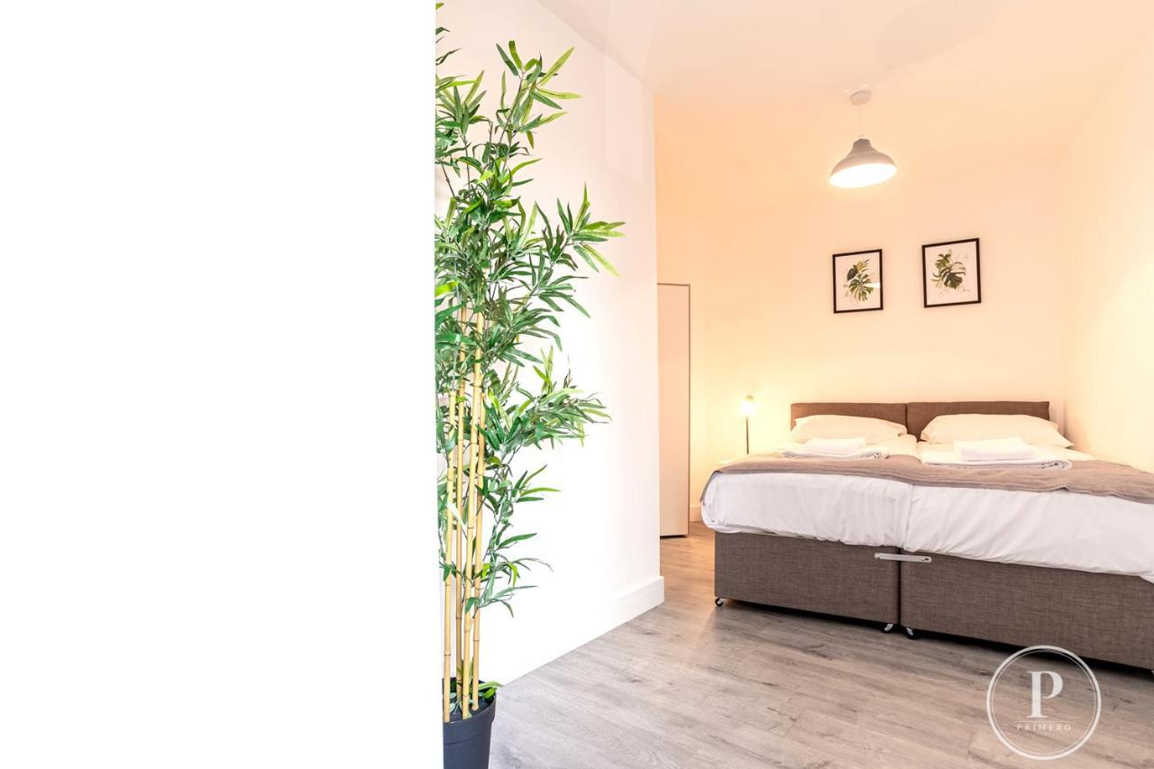 Copenhagen Court Apartments Μπεϊσινγκστόουκ Εξωτερικό φωτογραφία